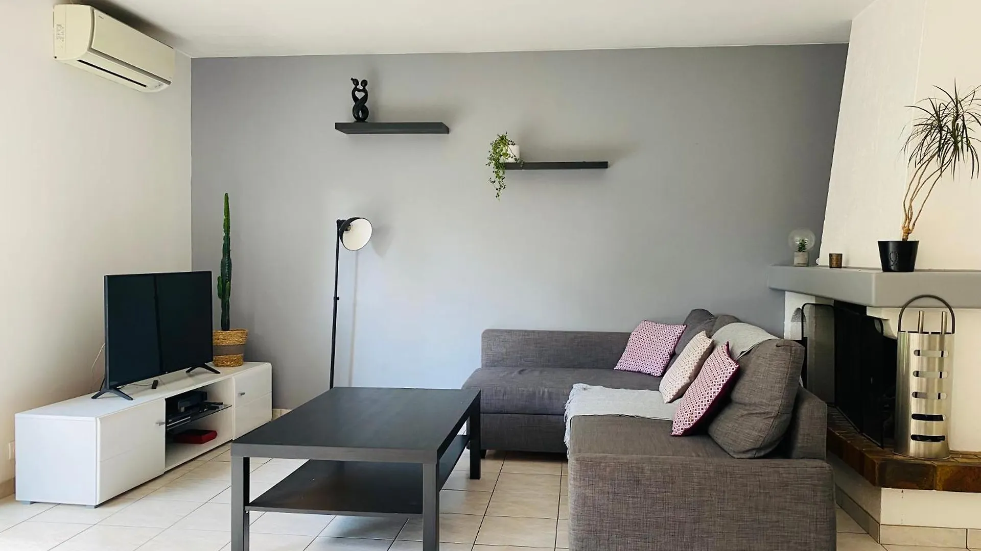 Holiday home Maison Du Periel Mordelles